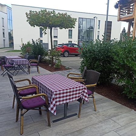 Hotel Gaestehaus Stock Zimmer Sahnehaeuble FDH Exterior foto